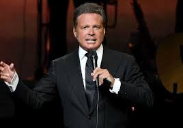 Поделиться luis miguel — manana de carnaval (manha do carnaval) (romances 1997) luis miguel — historia de un amor (segundo romance 1994) Famous People Archives World Today News