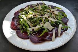 Rote Bete Carpaccio Rezept Mit Parmesan Rezept In 2020 Rote Bete Carpaccio Rote Bete Rezepte