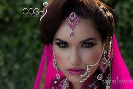 Samina Anwar's Instagram, Twitter & Facebook