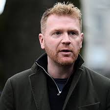 Rory Best kicks off 'longest day' of 330km charity walk