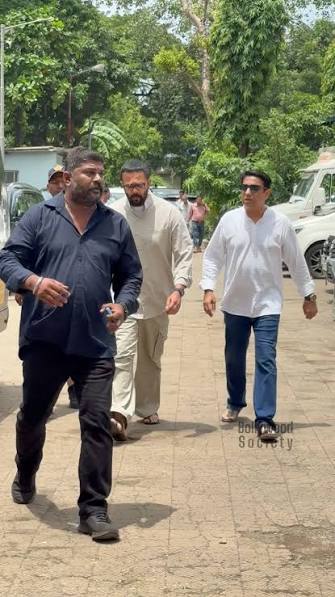 Rohit Shetty Arrives To Pay Tribute To Kuku Kohli | Bollywood Society |  Facebook