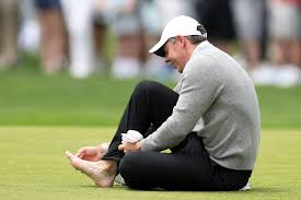 Rex Hoggard says how concerned he is about Rory McIlroy's toe injury ahead of the PGA Championship
