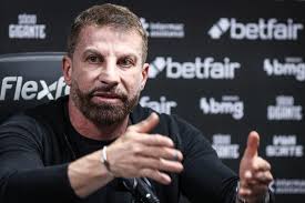 Pedrinho cumpre promessa e Vasco amarra lucro no futuro com mais 5  contratos assinados