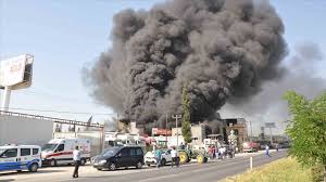 Yangın, kırsal alana doğru yöneldi. Mersin De Fabrika Yangini