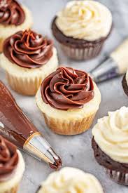 Sweetened Condensed Milk Frosting Recipe Vanilla Recipes Desserts Savoury Cake