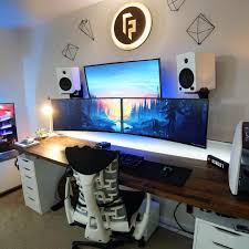 Beautiful Gaming Desk Necessities To Inspire You Diy Computer Desk Gaming Desk Computer Desk Setup