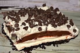 Chocolate Lasagna Hugs And Cookies Xoxo Chocolate Lasagna Desserts Baking