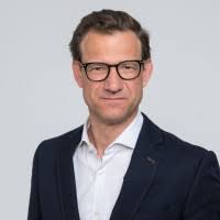 200+ "Thomas Graf" profiles