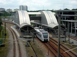 Providing more than just a bus stop, bandar tasik selatan train station also provides rail stops and interchange services for ktm komuter, ktm electronic train service (ets), light rail transit (lrt) as well as express rail link (erl) for klia transit trains. Baureihe Et 425 M Fotos Bahnbilder De