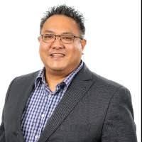 100+ perfiles de «Rainier»