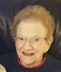 Elaine Leggett's Instagram, Twitter & Facebook