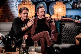 André hazes junior nam zijn zoontje van 2,5 jaar mee het podium op. Andre Hazes Zingt Emotionele Hit Van Mama S Jasje Met Zijn Vader In Gedachten Frontview Magazine