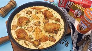 Am multe retete cu carne de pasare aici, iar mai daca este pasare de tara, va dura mai mult, depinde cat de batrana este pasarea. Friptura De Pui Cu Sos De Rosii Ceapa Verde Si Usturoi Youtube