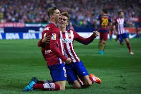 Griezmann to renew with atlético before euro 2016 antoine griezmann is keen to resolve his future and renew his contract with atletcio before euro 2016. Fernando Torres Congratulates Atletico Madrid Team Mate Antoine Griezmann On Bagging The Golden Boot For Euro 2016