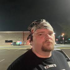 Largest mouth gape (female): 7.59 cm (2.98 in)