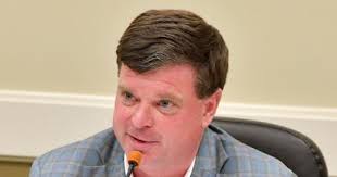 Anniston Mayor Jack Draper announces resignation