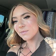 Alyssa Cobb (@alyssaanncobb_)