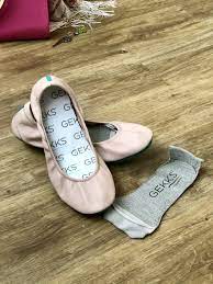 Going Sockless With Gekks Pretty As Peonies Socks For Flats Work Shoes Women Shoes Smell