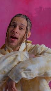 Mike Lawry's Instagram, Twitter & Facebook