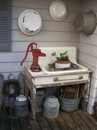 30 Cozy And Vintage Wastafel Designs Ideas Waschbecken Garten Wasserhahn Garten Pflanzbank