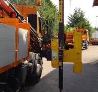 ORTECO hydraulic guardrail post pile driver - Pajot equipment