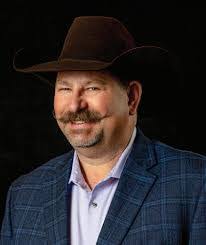 Phillip Houk's Instagram, Twitter & Facebook