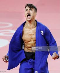 Il campione olimpico azzurro a rio 2016 (nei 66 kg), torinese dell'esercito e spettatore interessato dei mondiali di judo in corso a. Fabio Basile Image