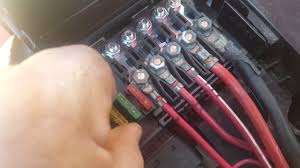 I keep seeing these fuse boxes and none of them look like mine. 1999 Vw Beetle Under Hood Fuse Box Pt 2 Youtube