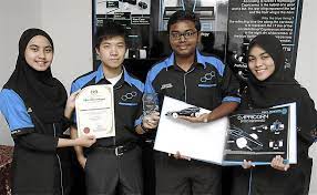 Getting a head start with tablets the star. Smk Tun Hussein Onn 2 Team Eager To Impress In F1 Schools Challenge The Star