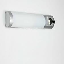 Steckdosen und schalter dürfen nicht in den schutzbereichen 0, 1 und 2 platziert sein. Moderne Led Unterbauleuchte Mit Steckdose Blendarm Badezimmer Kuche Lampe Wand Eur 29 95 Picclick De