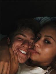 230 отметок «нравится», 3 комментариев — gzsz (@gzsz_videos) в instagram: Perfect And Sweet Couple Goals You Want To Have With Your Partner Relationship Lovely Couple Relationship Go Beziehungsziele Beziehung Partner Fotoshooting