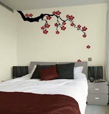 Bosan dengan warna dinding putih atau mengganti warna dengan cat tembok. 10 Desain Hiasan Dinding Kamar Tidur Simpel Menarik Putera Chaniago
