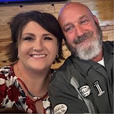 Queen's Palace Salon‎