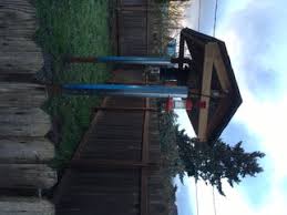 One reviewer suggested that the feeder should be i don't have problems with squirrels, so i didn't use pvc pipe, but did make a simple post attachment made from pieces of 2x4 that fit snuggly. Bird Feeder Shelter 7 Steps With Pictures Instructables