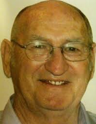 Flossie Schmitt's Instagram, Twitter & Facebook