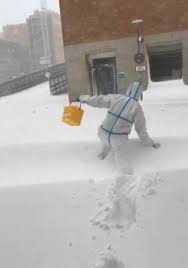 A madrid, una delle zone più colpite, sono previsti 20 centimetri di neve nelle prossime 24 ore. Oll Zdrtdchn5m