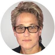 Stephanie Kluver's Instagram, Twitter & Facebook