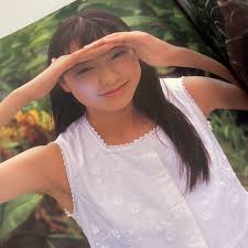 美品写真集 戸田恵梨香 はじめて君と出会った夏休み。14才 水着shot