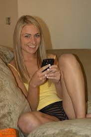 Mavi gözlü sarışının küçük gögüsleri efseneydi | Porno Gif, Sex Gif,  Hareketli Hd Porno Resimleri