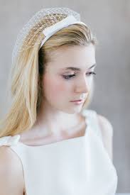 Haarschmuck Hochzeit Birdcage Mit Schleier Haarreif Gisele Www Bellejulie De Haarschmuck Hochzeit Haarreifen Haarschmuck