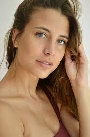 Annalee Pearson's Instagram, Twitter & Facebook