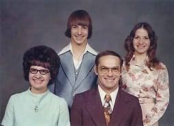 Lois Edith (Holt) Grim Obituary (1930