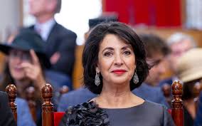 Khadija arib voorzitter tweede kamer. Khadija Arib Krijgt De Aletta Jacobsprijs Heel Haar Leven Vecht Zij Al Voor De Emancipatie En Gelijkheid Voor Vrouwen Dagblad Van Het Noorden