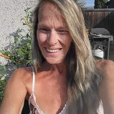 Looking to get my nails done but I like them short. Want them to look nice  but be able to still function lol. Any suggestions