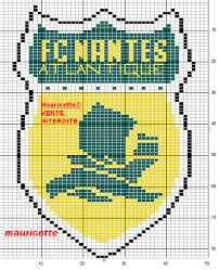 Sport Football Nantes Point De Croix Cross Stitch Blog Http Broderiemimie44 Canalblog Com Voetbal Strijkkralen Borduren