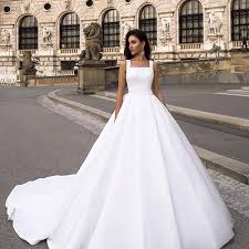 Elena maria isabel dominica de silos de borbón y grecia, infantin von spanien, herzogin von lugo (* 20. Brautstudio Elena Die Perfekte Brautmode In Wuppertal