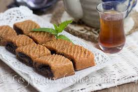 Makrout Aux Dattes A L Ancienne Recette Makrout Aux Dattes Dattes Makrout