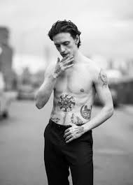 He trained at the royal ballet school and graduated into the company in 2007 as an artist, promoted to soloist in 2008, first soloist in 2009 and principal in 2010. Tatiana Polunin Sergei Polunin Dancer Sergei Polunin Ballet Dancers