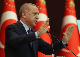 اردوغان در گفت‌وگوی کوتاهی با خبرنگاران بعد از نماز جمعه، گفت: Ø¨Ø¹Ø¯ 4 Ø³Ù†ÙˆØ§Øª Ù…Ù† Ø§Ù„Ø§Ù†Ù‚Ù„Ø§Ø¨ Ø§Ù„ÙØ§Ø´Ù„ Ø¥Ø±Ø¯ÙˆØºØ§Ù† Ø¨Ù„Ø§ Ù…Ù†Ø§Ø²Ø¹ Ø§Ù„Ù…ÙŠØ§Ø¯ÙŠÙ†