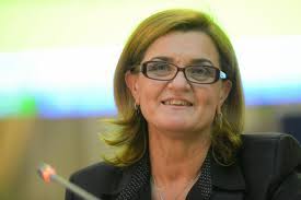 May 17, 2021 · preşedinta federaţiei române de #canotaj, elisabeta lipă, a declarat că organizaţia pe care o conduce scrie istorie după ce a calificat 36 de canotori la jocurile olimpice de la @tokyo2020. Elisabeta LipÄƒ InfectatÄƒ Cu Sars Cov 2